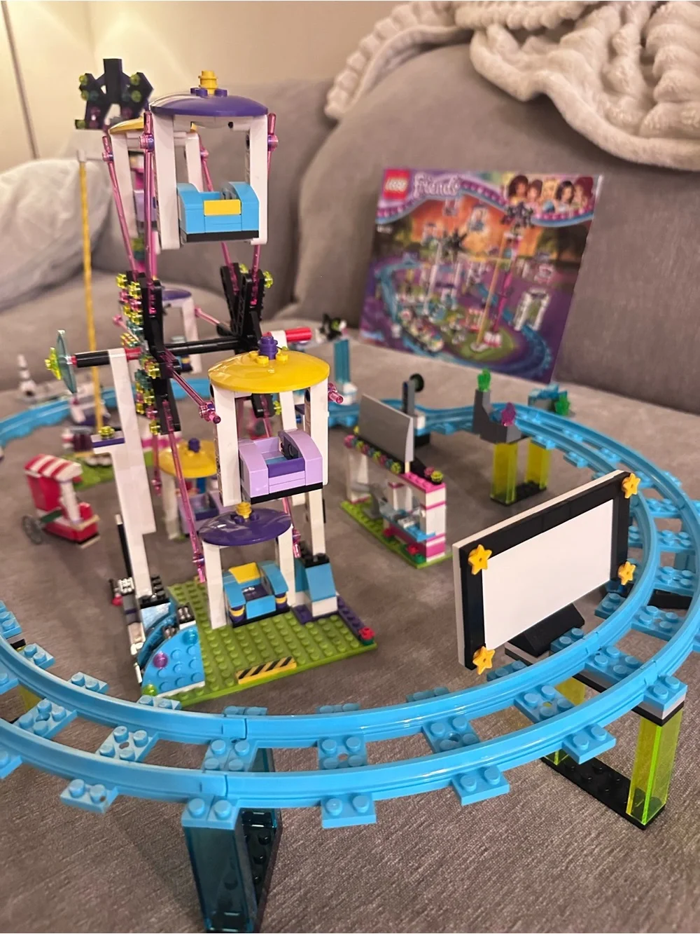 LEGO Friends 41130 Roller Coaster Amusement Park Ferris Wheel Drop Ride Playset